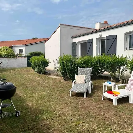 Charmante Maison De A 550 M De La *