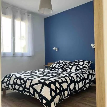 Charmante Maison De A 550 M De La 别墅