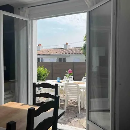 别墅 Charmante Maison De A 550 M De La