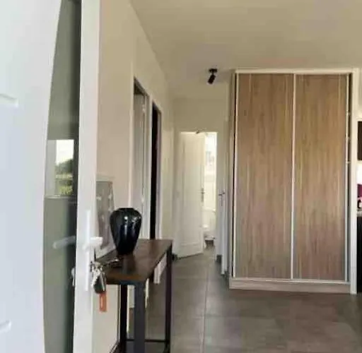 Charmante Maison De A 550 M De La *